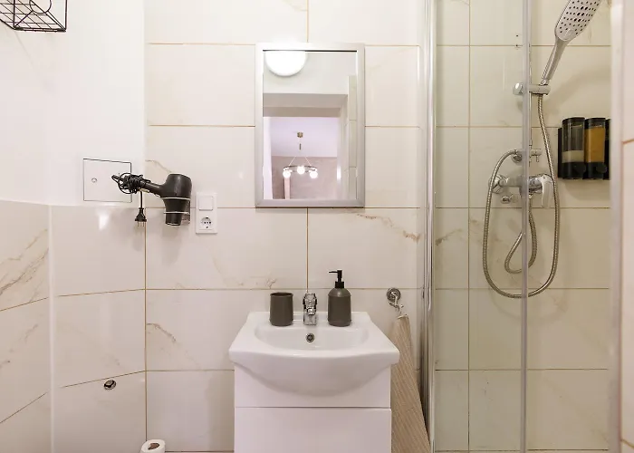 Apartament Centrally Located Prater With Air Condition *